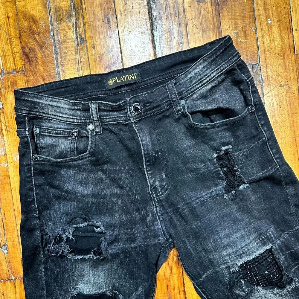 Platini Jeans Women's Size 30 Black Denim Skinny Leg Heavily Distressed‎ Ripped